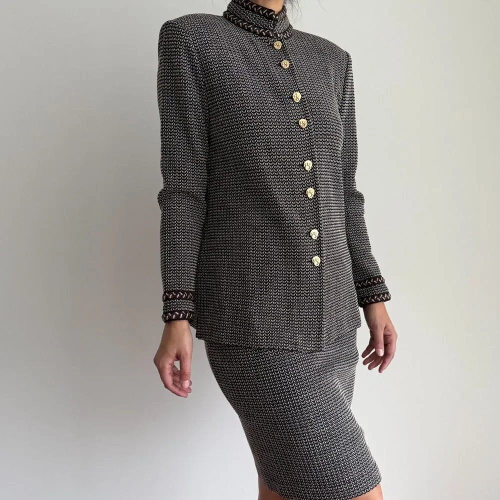 St John Skirt Jacket‎ Suit 4 and 6 Brown Textured Knit Career Elegant Military